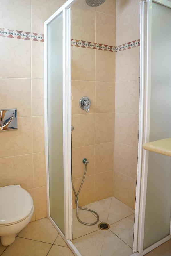 Two Bed Room Apartment 5 Min Walk To The Beach Eilat Ngoại thất bức ảnh