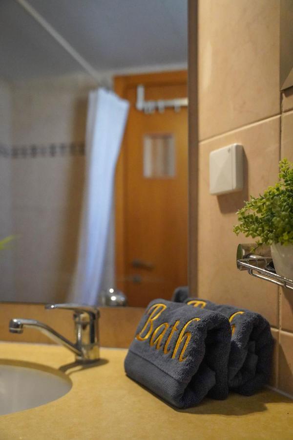 Two Bed Room Apartment 5 Min Walk To The Beach Eilat Ngoại thất bức ảnh