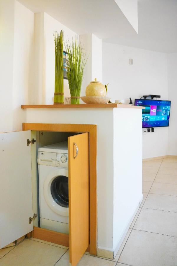 Two Bed Room Apartment 5 Min Walk To The Beach Eilat Ngoại thất bức ảnh